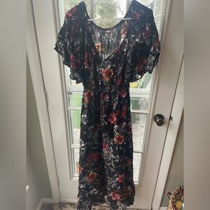 Floral Maxi Dress with Ruffled Sleeves